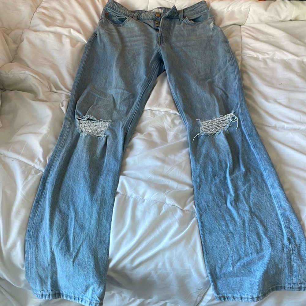 H&M Straight Legged Ripped Light Blue Jeans